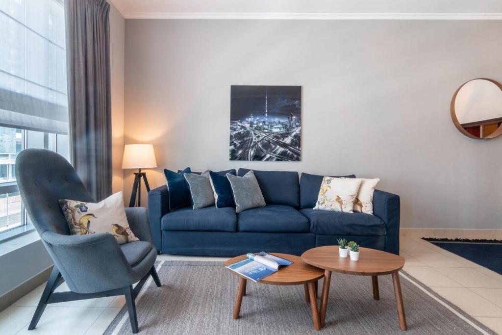 GuestReady - The Blue Hour