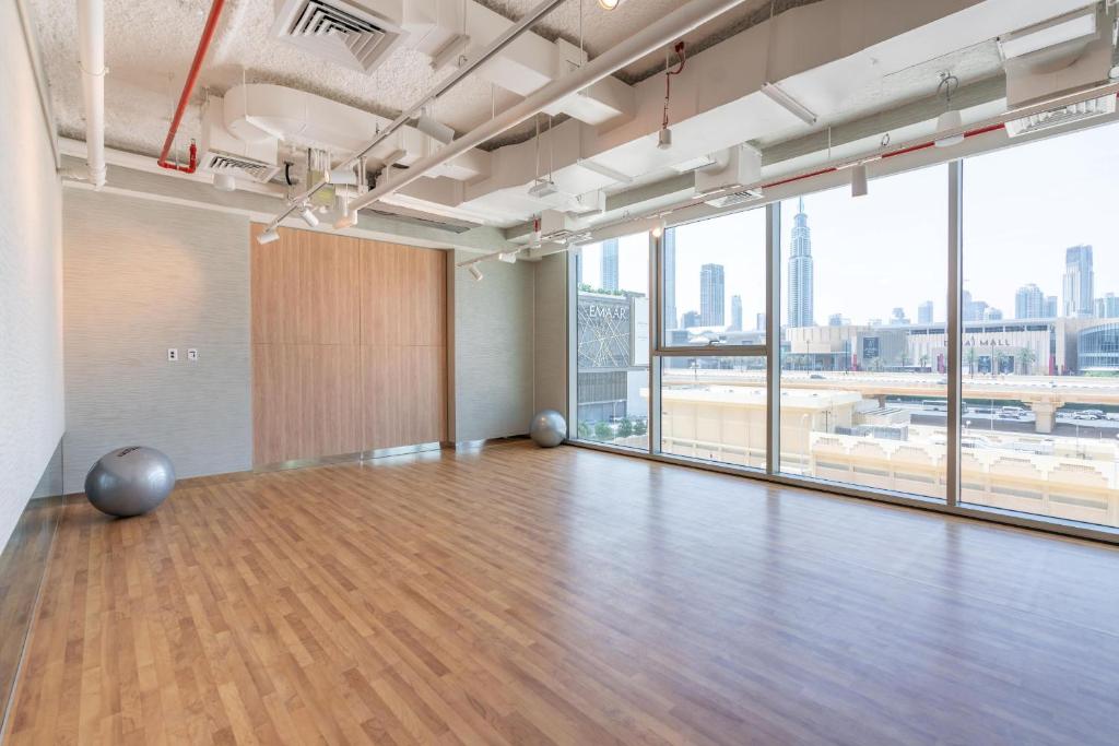 Burj Khalifa View - 2BR - Access to Dubai Mall - CityApartmentStay