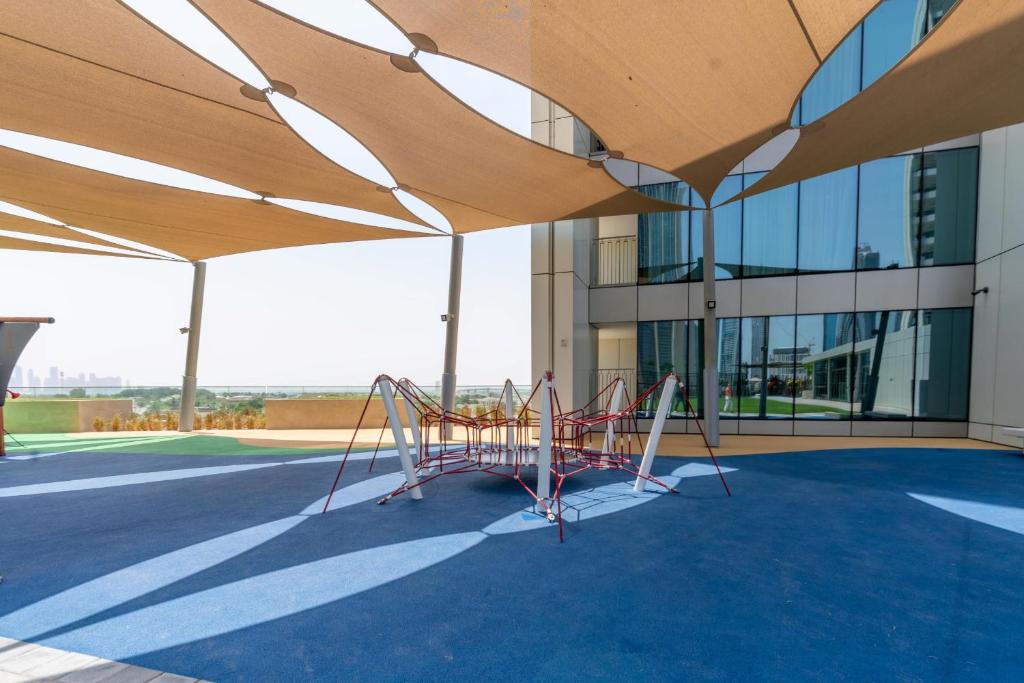 Burj Khalifa View - 2BR - Access to Dubai Mall - CityApartmentStay