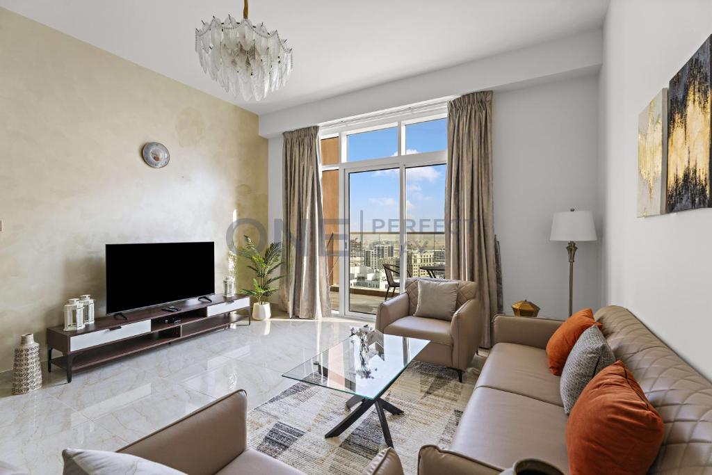 هتل دو بی اچ کی gem ات جوولز بای دانهوب - 2BHK Gem at Jewelz by Danube