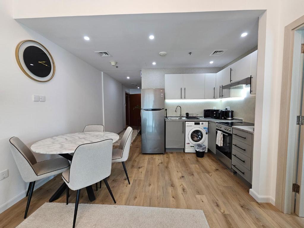 هتل کوزی 1 بی آر - دبی مارینا - 5 مین تو بیچ اند مترو - Cozy 1 BR - Dubai Marina - 5 Min to Beach and Metro