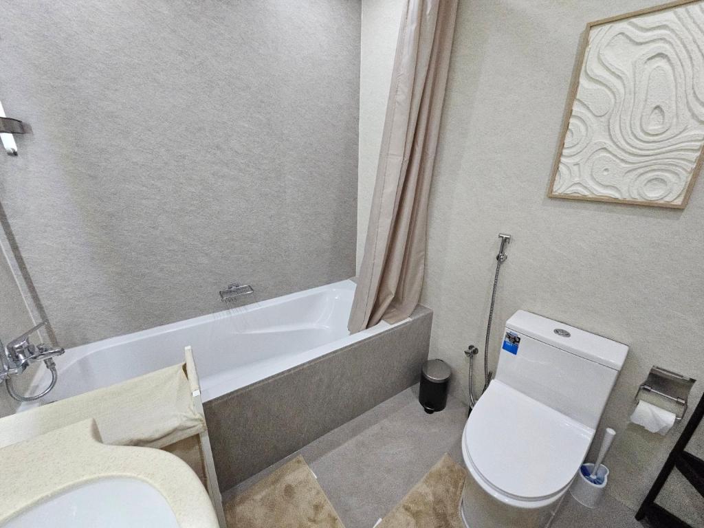 Cozy 1 BR - Dubai Marina - 5 Min to Beach and Metro