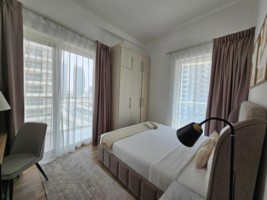 Cozy 1 BR - Dubai Marina - 5 Min to Beach and Metro