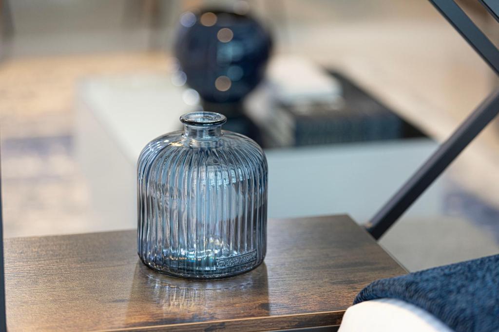 Luxurious Studio with Canal View in Business Bay