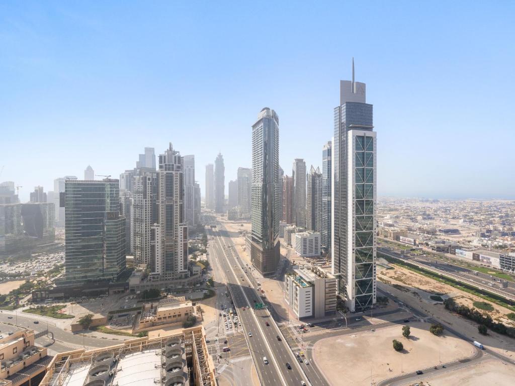 Rustic Elegance 2BDR In Forte Downtown