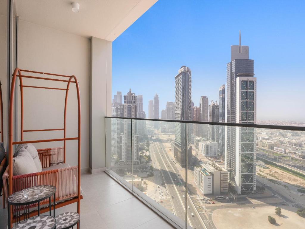 Rustic Elegance 2BDR In Forte Downtown