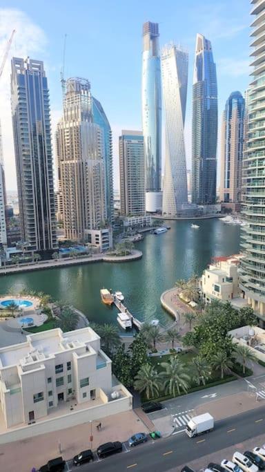 Full Marina View 2BR Luxury Apartment