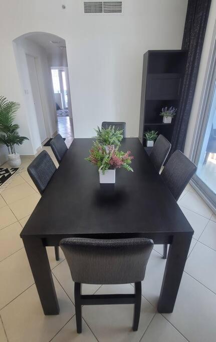 Full Marina View 2BR Luxury Apartment