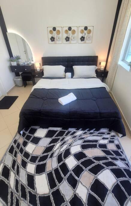 Full Marina View 2BR Luxury Apartment