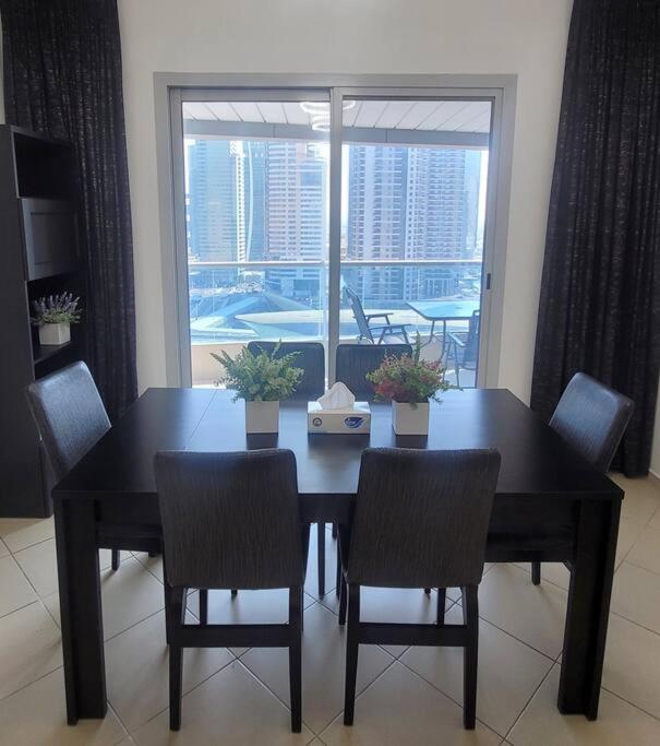 Full Marina View 2BR Luxury Apartment