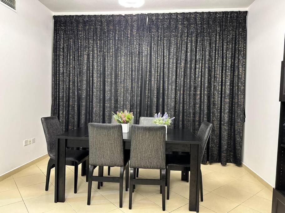 Full Marina View 2BR Luxury Apartment