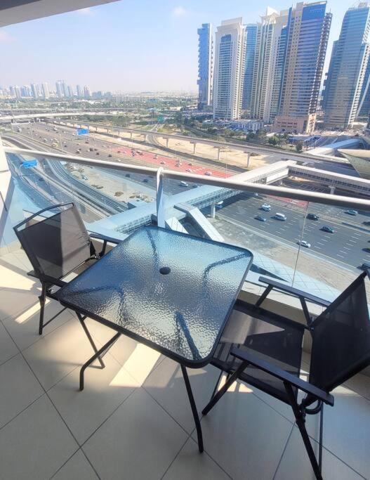 Full Marina View 2BR Luxury Apartment