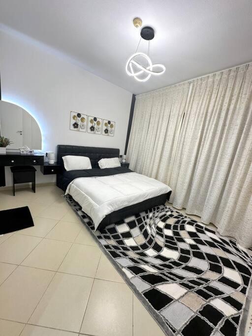 Full Marina View 2BR Luxury Apartment