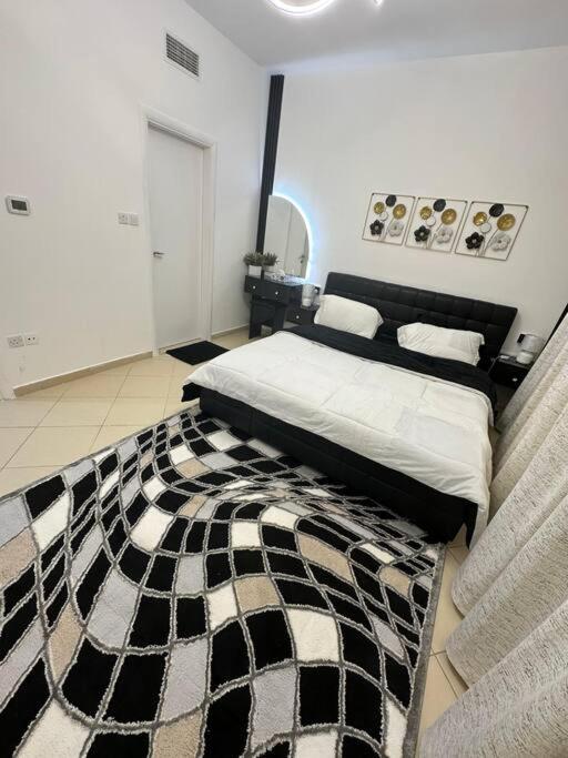 Full Marina View 2BR Luxury Apartment