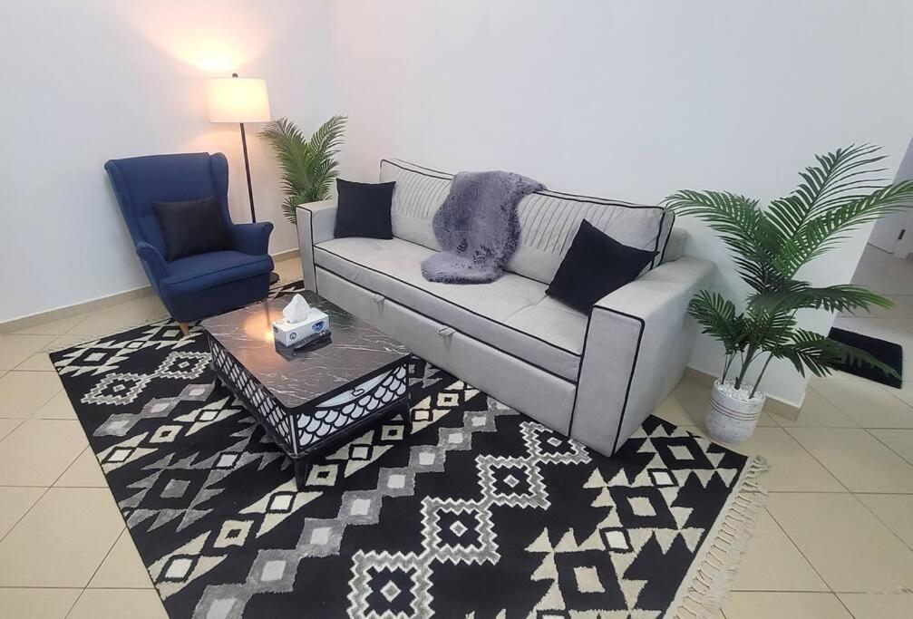 Full Marina View 2BR Luxury Apartment