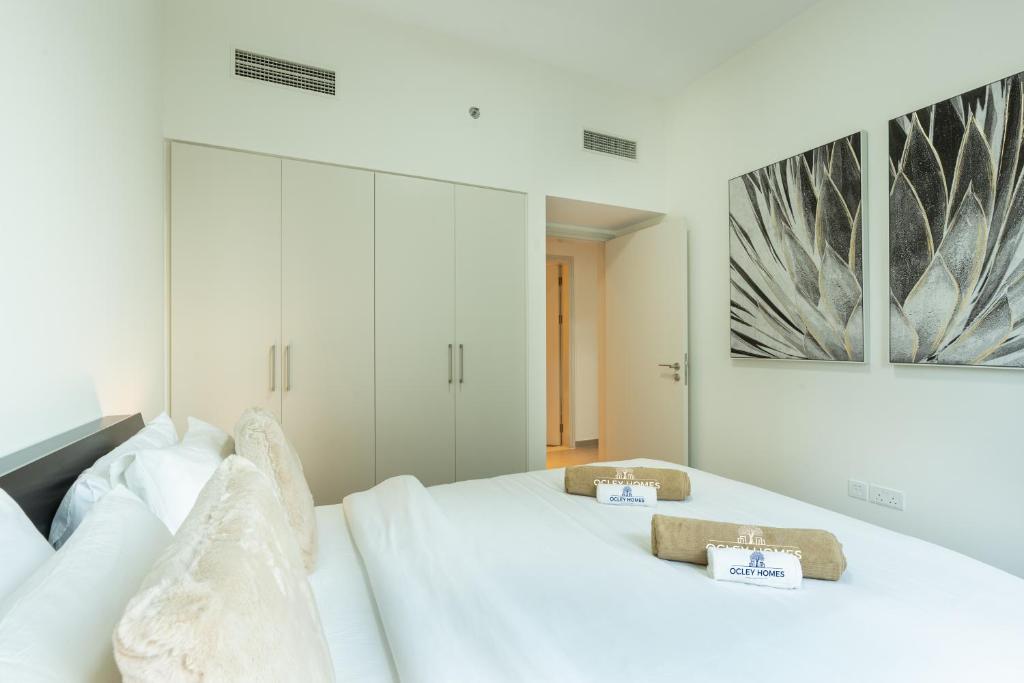 Nicely Furnished 2BR Home in Dubai Hills