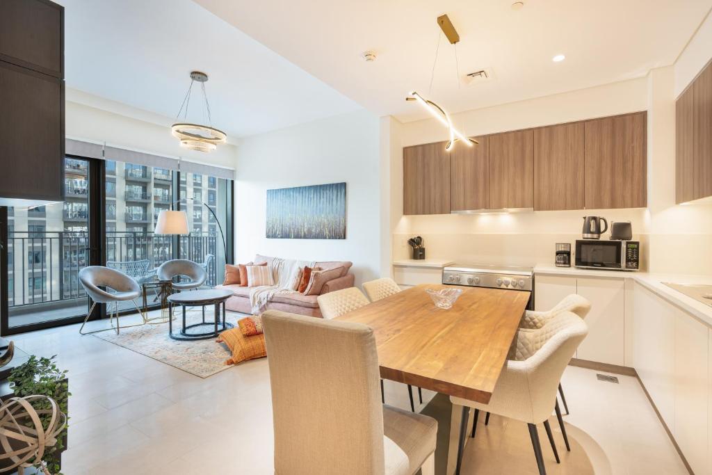 Nicely Furnished 2BR Home in Dubai Hills