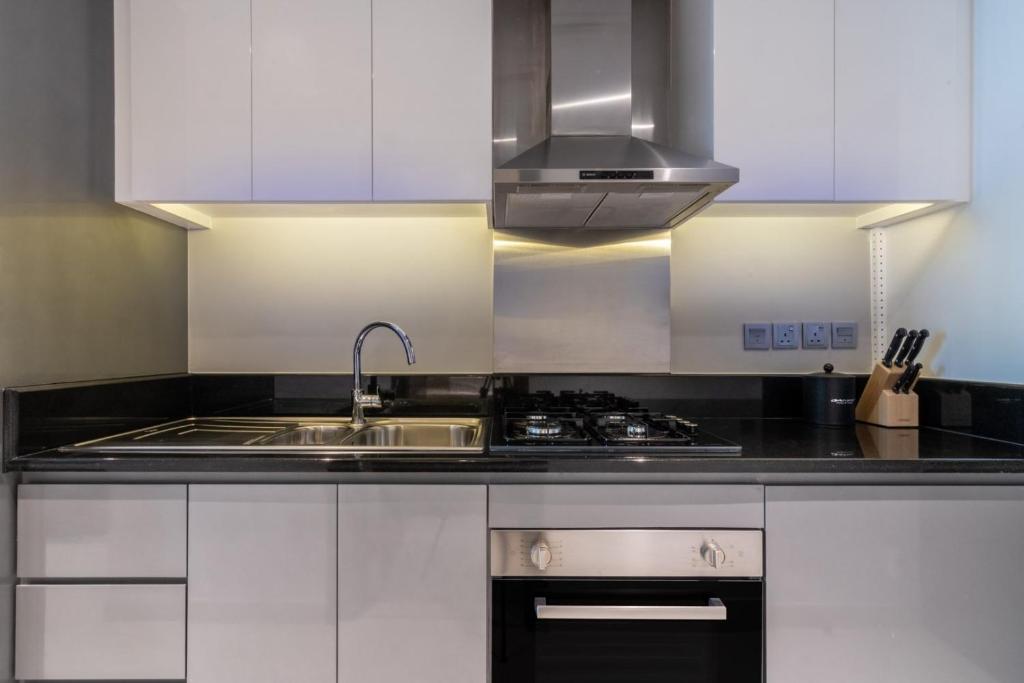 GuestReady Holiday Homes - Living in Taupe