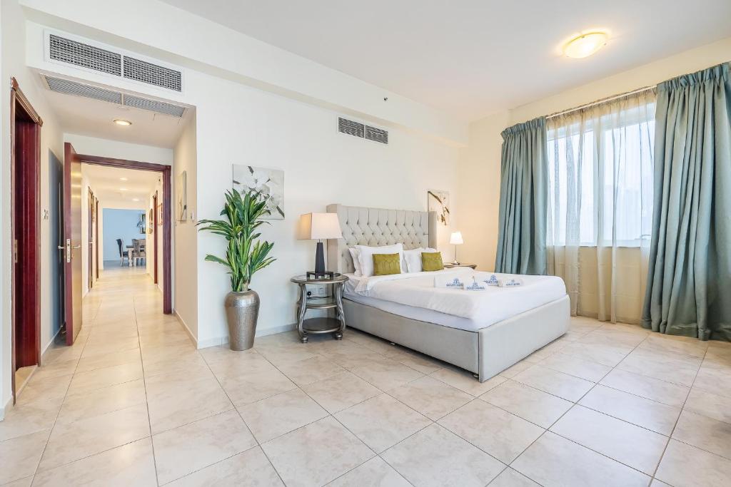 Extra Spacious Home with Stunning Marina Views