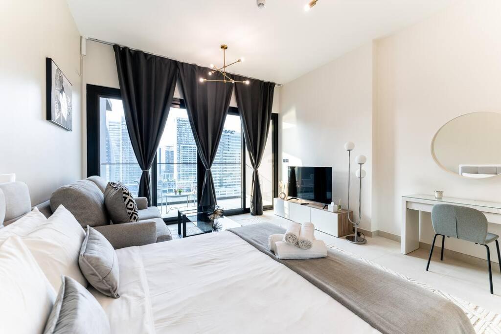 Summer Promo! Exclusive Offer - Burj Khalifa View!