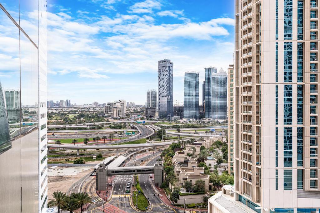 Beautiful Home at the Heart of Marina