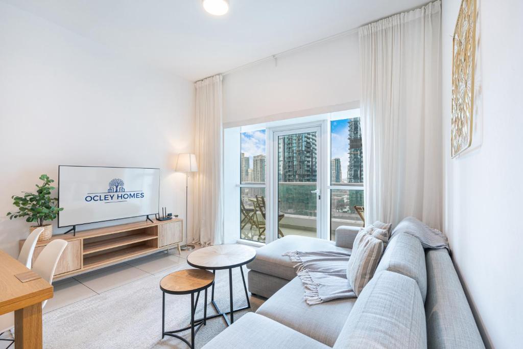 Beautiful Home at the Heart of Marina