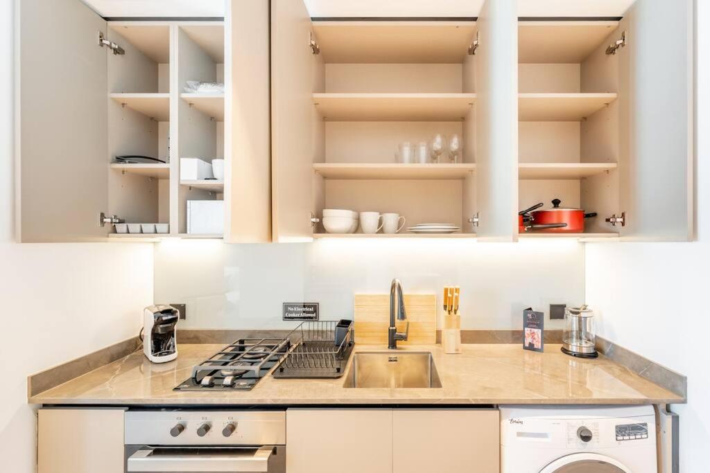 Hot Summer Deal! Beautiful Studio in 15 Northside