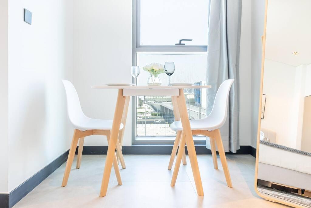 Hot Summer Deal! Beautiful Studio in 15 Northside