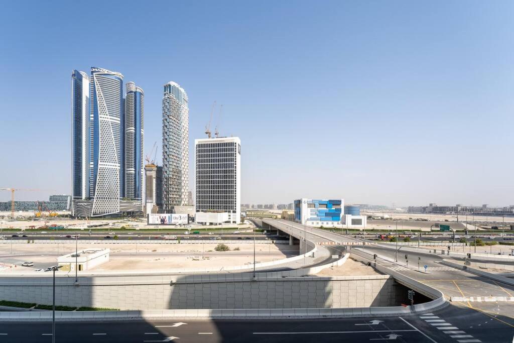 Hot Summer Deal! Beautiful Studio in 15 Northside