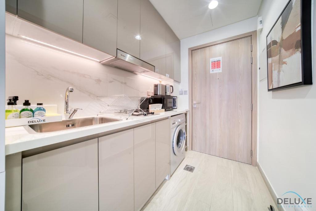 Pleasant Studio at Azizi Riviera 30, Al Merkadh by Deluxe Holiday Homes