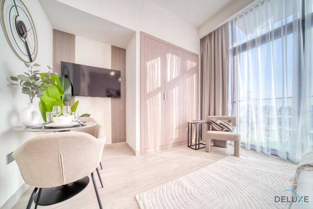 Pleasant Studio at Azizi Riviera 30, Al Merkadh by Deluxe Holiday Homes