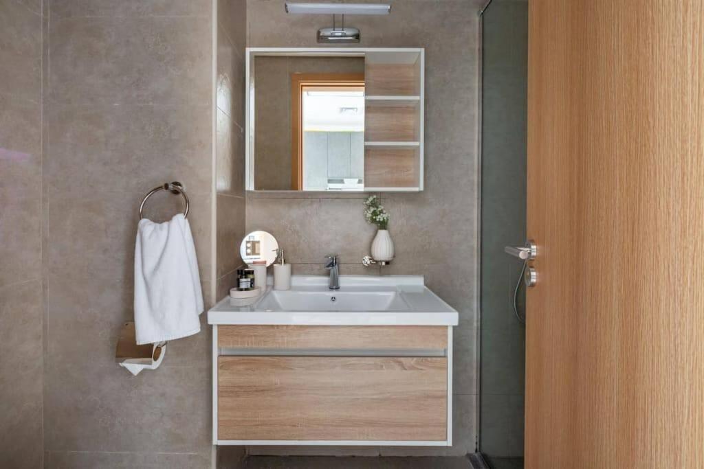 هتل استودیو - پول - پارکینگ - وی-فای - الیزه 1 - دبی - Studio - Pool - Parking - Wi-Fi - Elysee 1 - Dubai