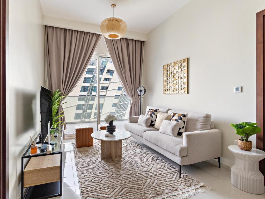 هتل برند نیو 2 بی دی آر این ورا تاور بیزنس بی - Brand New 2BDR in Vera Tower Business Bay