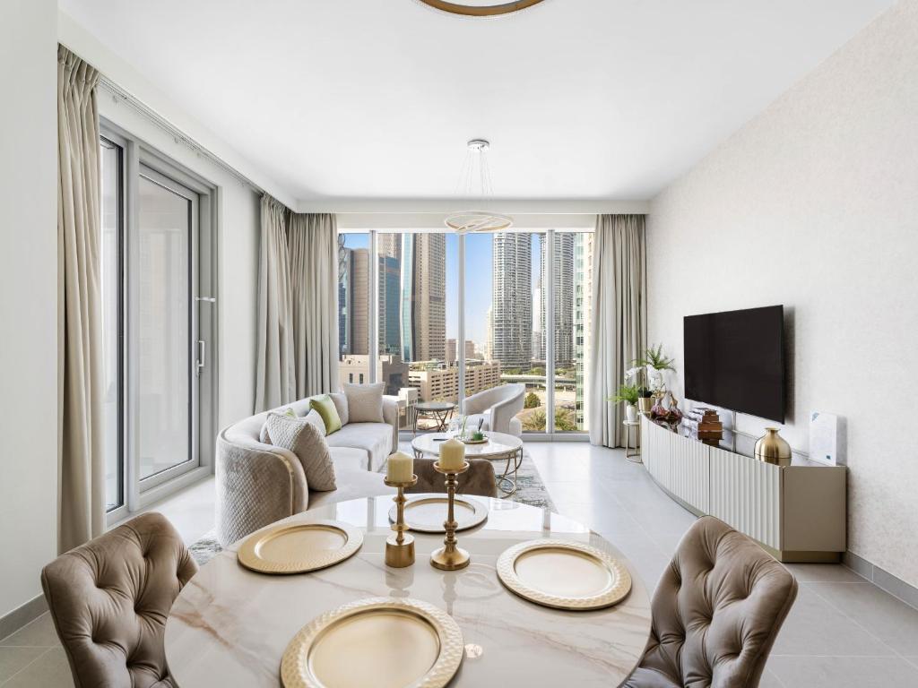 هتل سوفیستیکیتد اند ترندی 2 بی دی آر این فورت داون تاون - Sophisticated and Trendy 2BDR In Forte Downtown