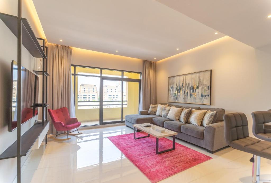 هتل بیوتیفلی فرنیشد 3 بی دی آر این ال سیدیر گرینز - Beautifully furnished 3BDR in Al Sidir Greens