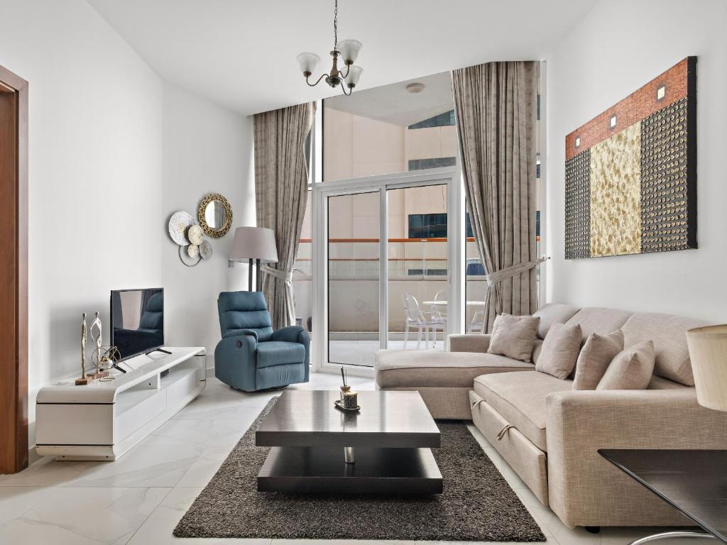 هتل مدرن 1بی دی آر این بینگتی بیزنس بی 101 - Modern 1BDR In Binghatti Business Bay 101
