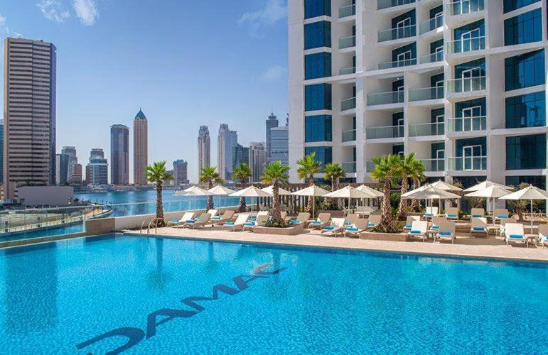 هتل مدرن دلوکس 1 بد وید کانال اند برج خلیفه ویو - Modern Delux 1 Bed With Canal and Burj Khalifa View