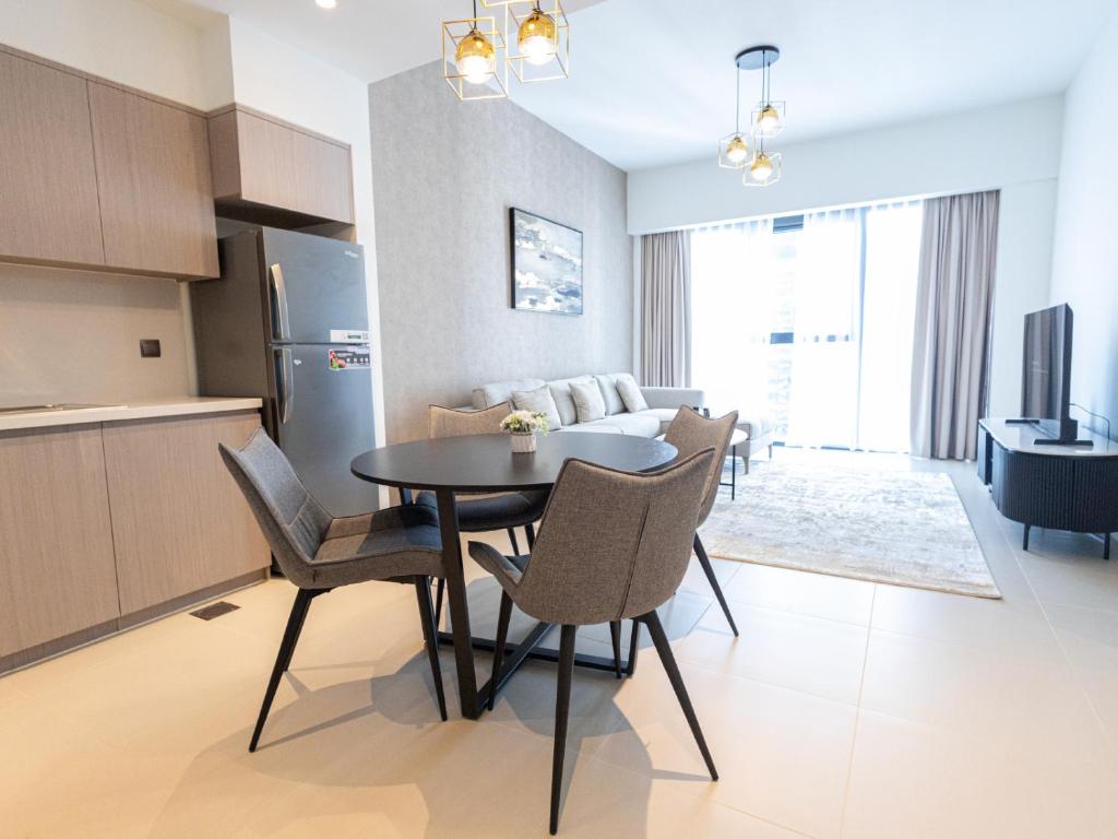 هتل ام اچ - اکت - داونتاون 1 بی اچ کی - رفرنس 4102 - MH- Act - Downtown 1BHK-REF4102