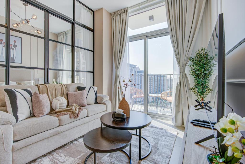 هتل تروفی - کانتمپورری لویینگ ات دبی هیلز سوشی و تاور - Trophy - Contemporary Living at Dubai Hills Socio Tower