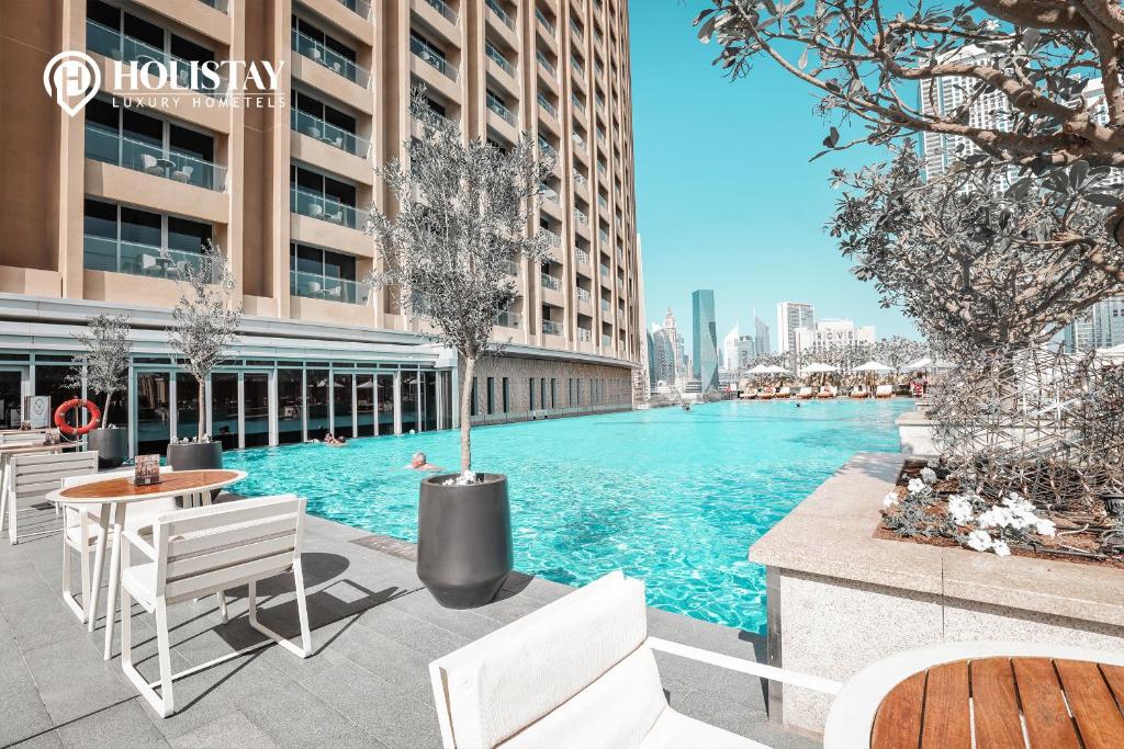 هتل هولیستای لاکچری هومز برج خلیفه ویو - امار فشن اوینیو دبی مال - Holistay Luxury Homes Burj Khalifa View - Emaar Fashion Avenue Dubai Mall