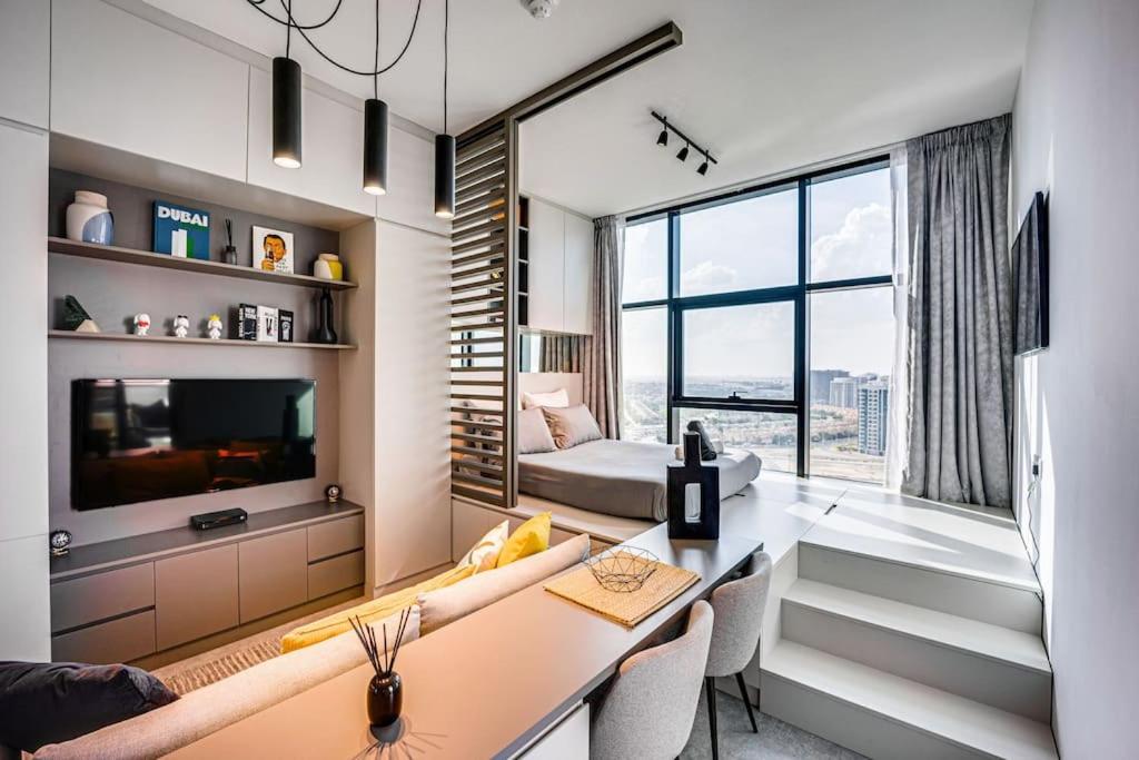 هتل اِمِیزینگ لَکچری استودیو این دُبی - Amazing Luxury Studio in Dubai