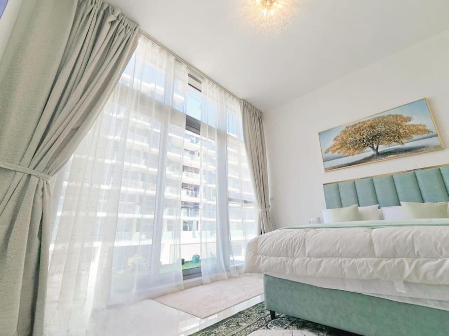 هتل دامک هیلز استودیو آپارتمان - DAMAC Hills Studio Apartment
