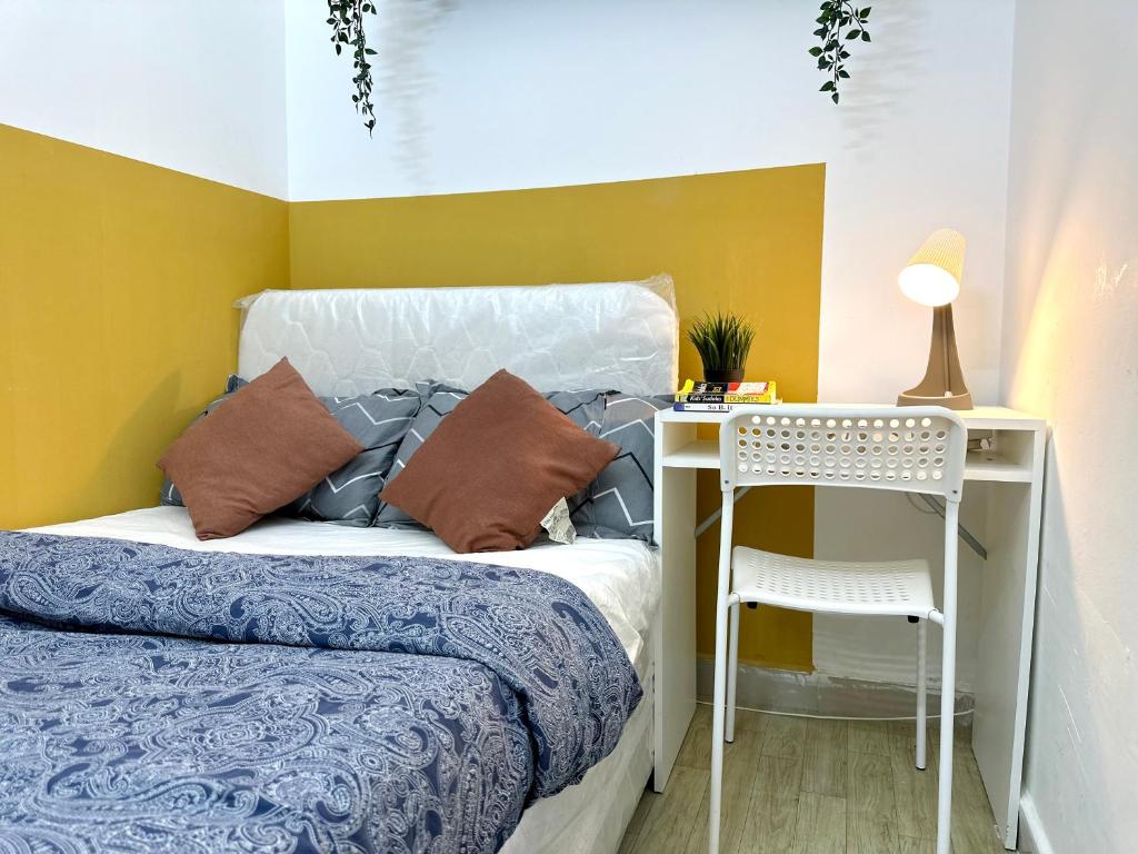 هتل لاویش پارتیشن روم این بارشا هایتس نیر اینترنت سیتی مترو lavish Partition Room in Barsha Heights Near Internet City Metro