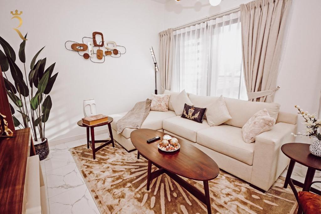 هتل ال راها گلمر 3 بی آر ویت بیچ اکسس - Al Raha Glamour 3BR with Beach Access