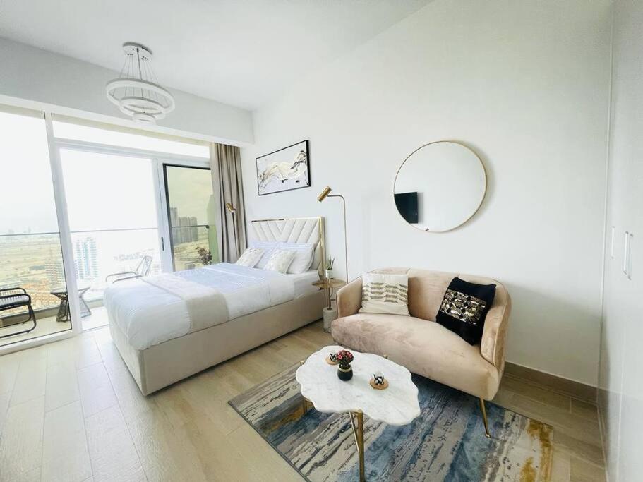 هتل لاکسوریاوس هوم این جی وی سی/ مارینا اسکای لاین/ های فلور - Luxurious Home in JVC/ Marina Skyline/ High Floor