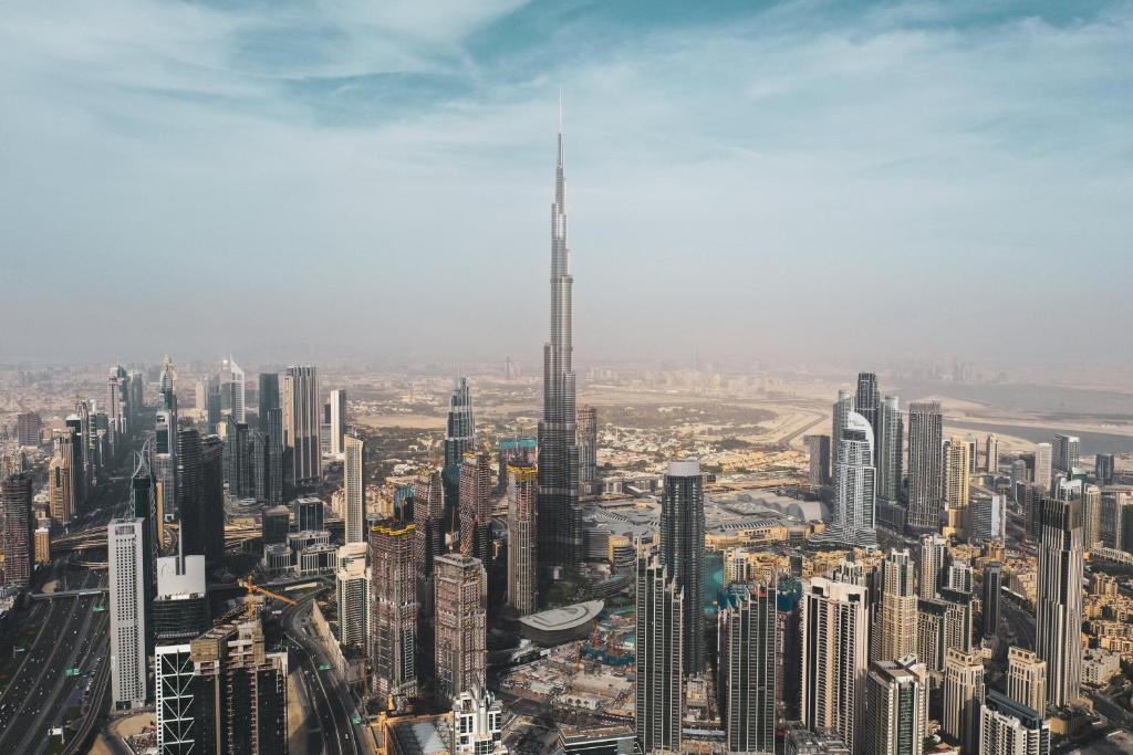 هتل منزیل - 1BR آپارتمان در صبا هارتلند با ویو استخر، نزدیک برج خلیفه و دبی مال - Manzil - 1BR Apartment in Sobha Hartland with Pool View, Near Burj Khalifa and Dubai Mall