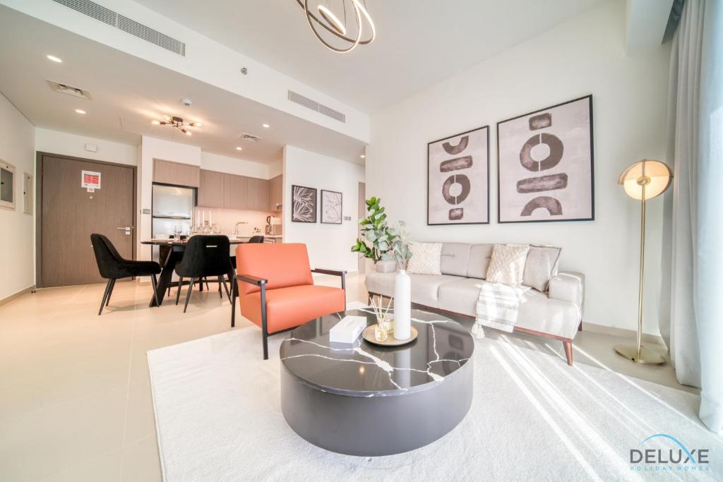 هتل دازلینگ 1BR در اکت وان اکت تو تاور 2 داون تاون دبی بای دلاکس هالیدی هومز - Dazzling 1BR at Act One Act Two Tower 2 Downtown Dubai by Deluxe Holiday Homes
