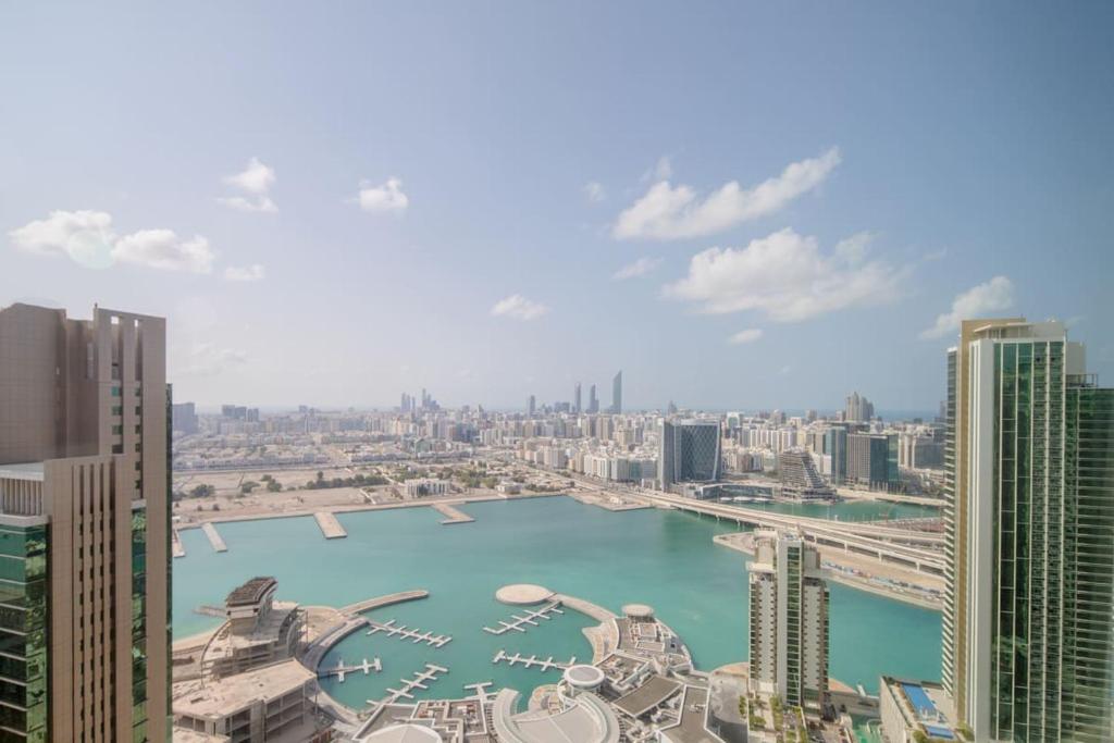 هتل فرنگ پورتر - مارینا بلو - مارینا اسکوئر، ابوظبی - Frank Porter - Marina Blue - Marina Square, Abu Dhabi