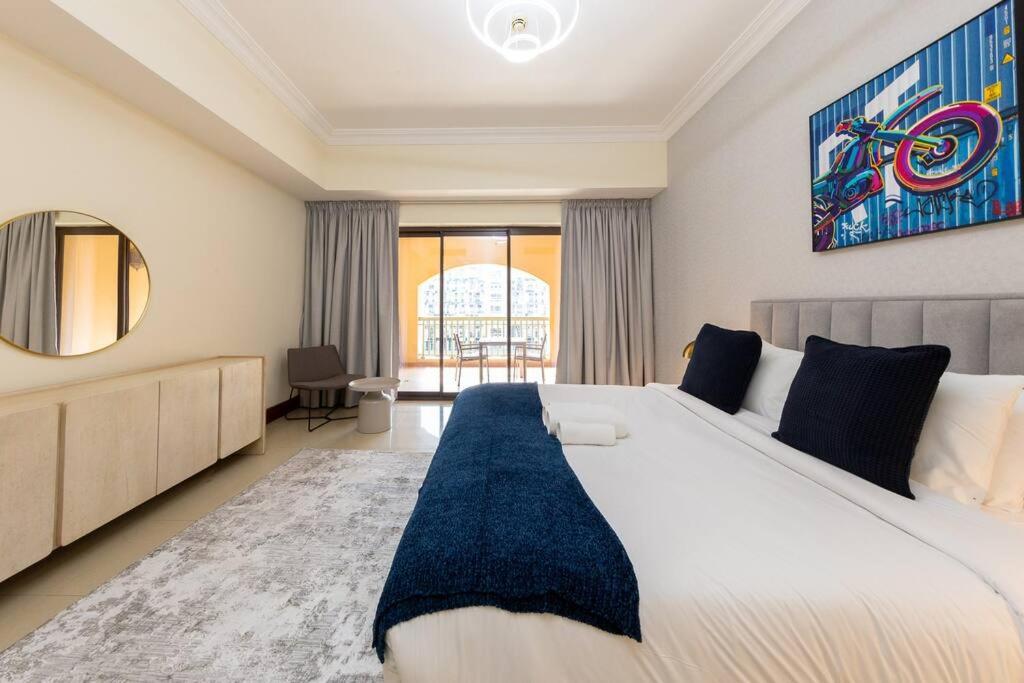 هتل نیو لی فرنیشد وایبرنت 1 بدم روم - پالم جمیرا - Newly Furnished Vibrant 1 bedroom - Palm Jumeirah
