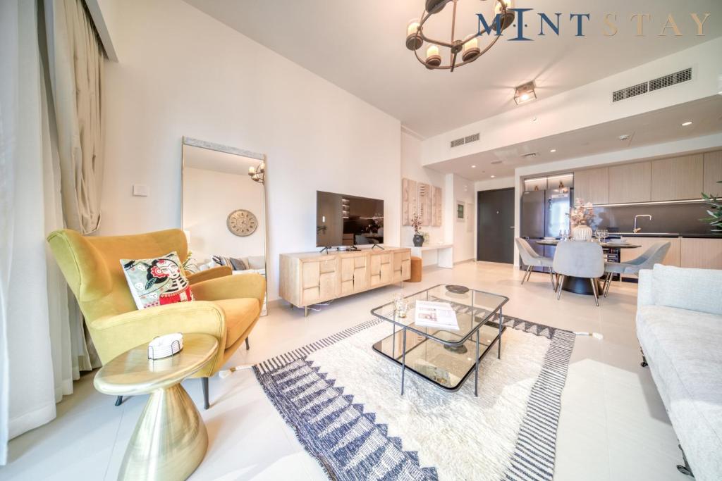 Burj Crown , Downtown Dubai - Mint Stay